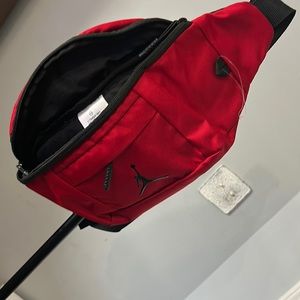 Black and red Jordan Fanny